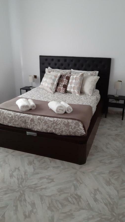Hébergement de vacances Spacious In Noelia With Private Pool, Garden & Parking Benalmádena